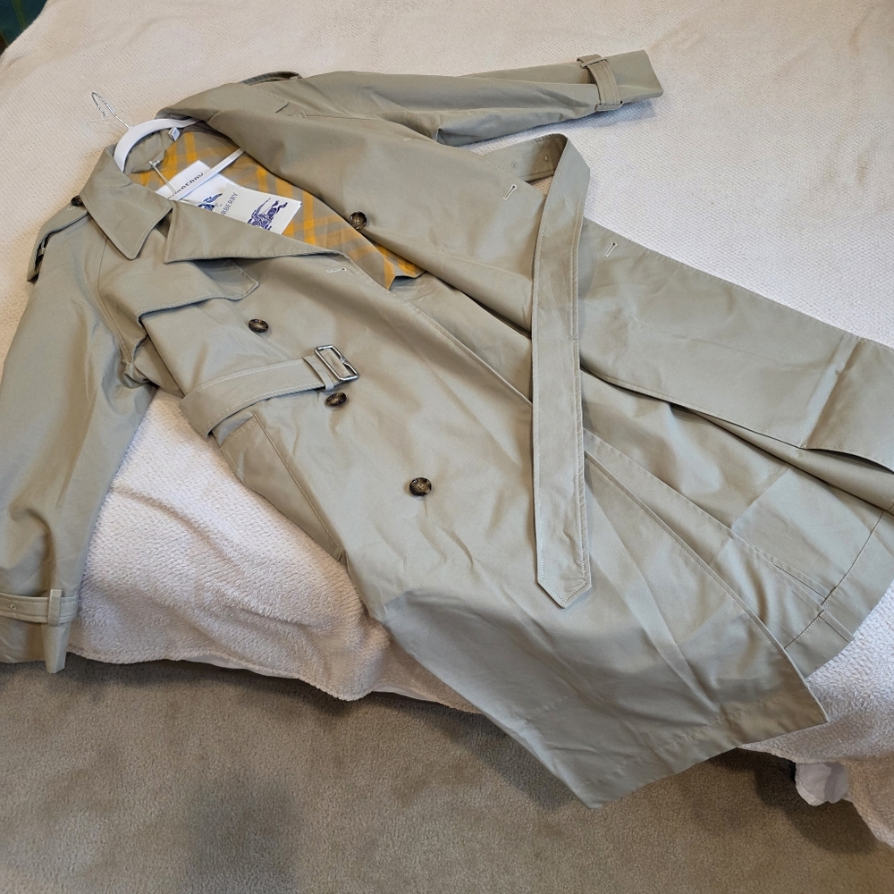 Burberry Trench Coat Khaki Oversized UK 10 US 8 - Never Worn - Picture 15 of 17